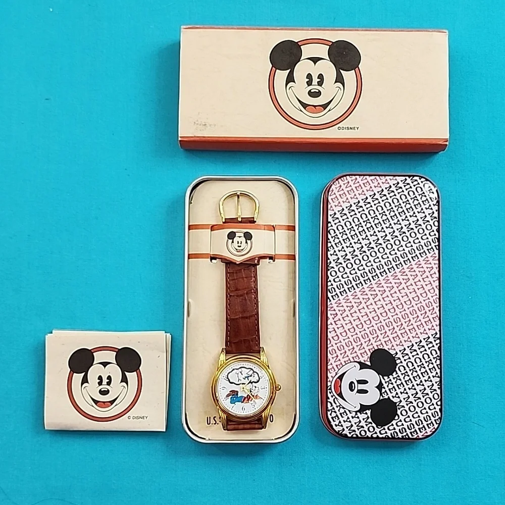 EUC Vintage Rare Disney Daydreaming Goofy Watch